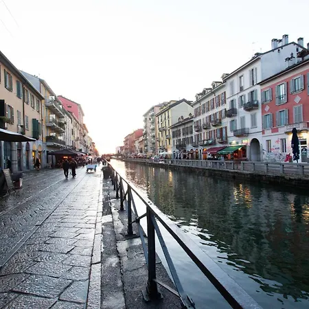 Apartman Easylife - Charme E Comfort Nel Cuore Dei Navigli